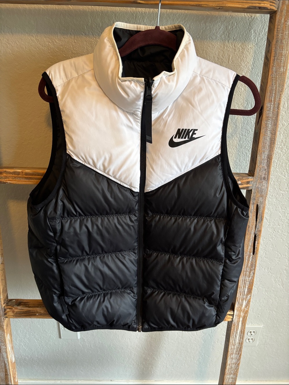 Nike Black and White Quilted Reversible Puffer Vest